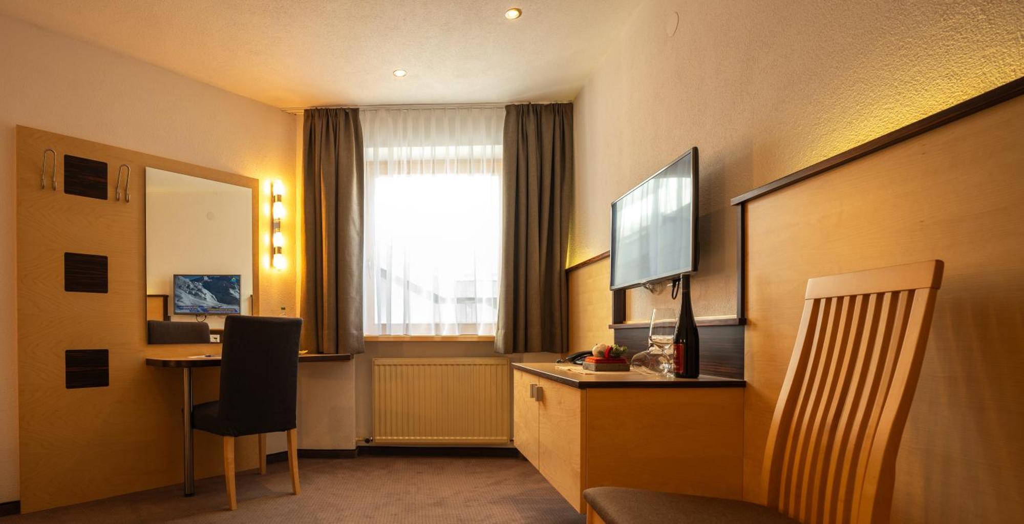Aparthotel Fernblick Fiss Eksteriør billede